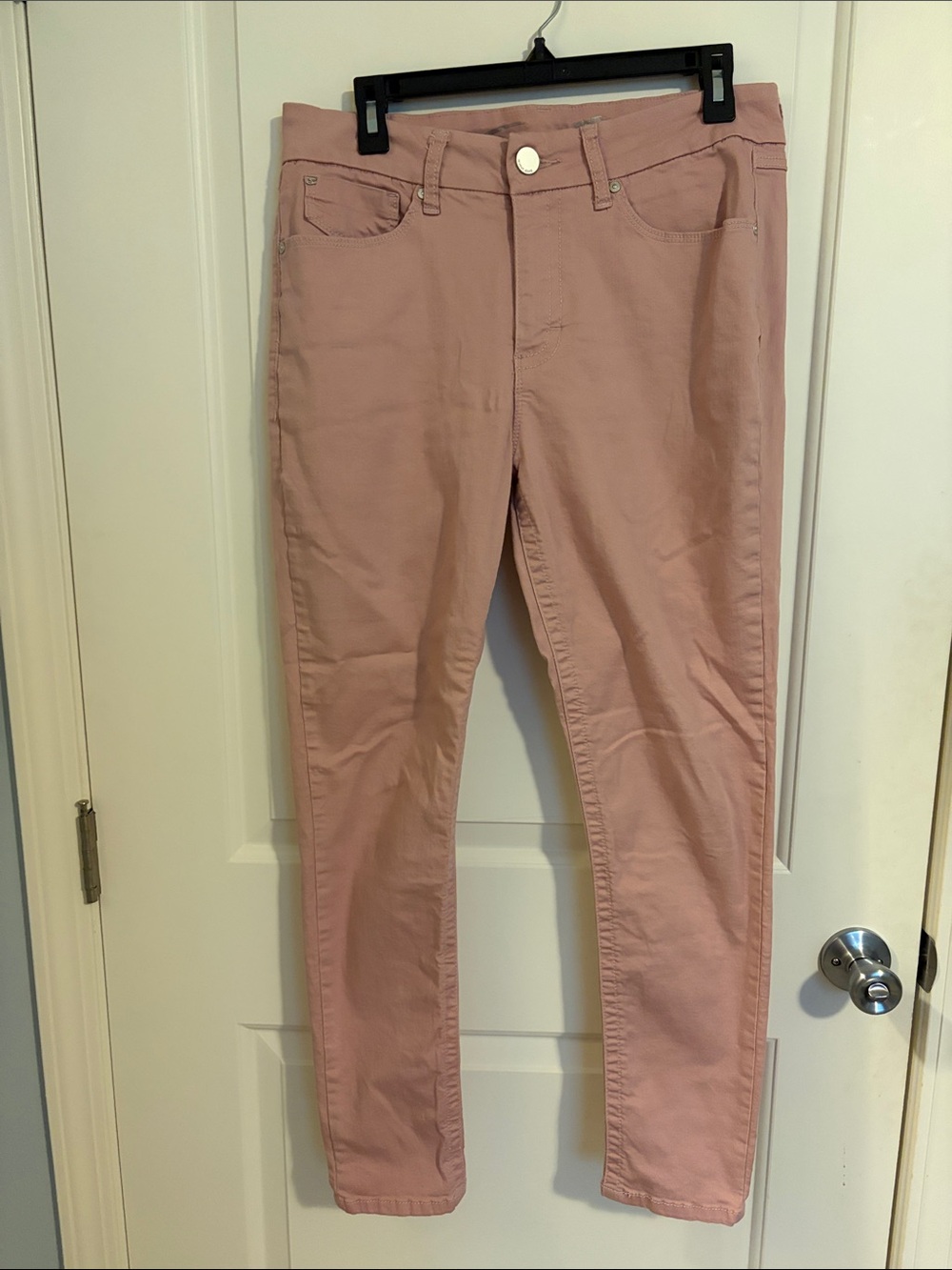 Seven7 Slim Skinny Jeans in Dusty Pink